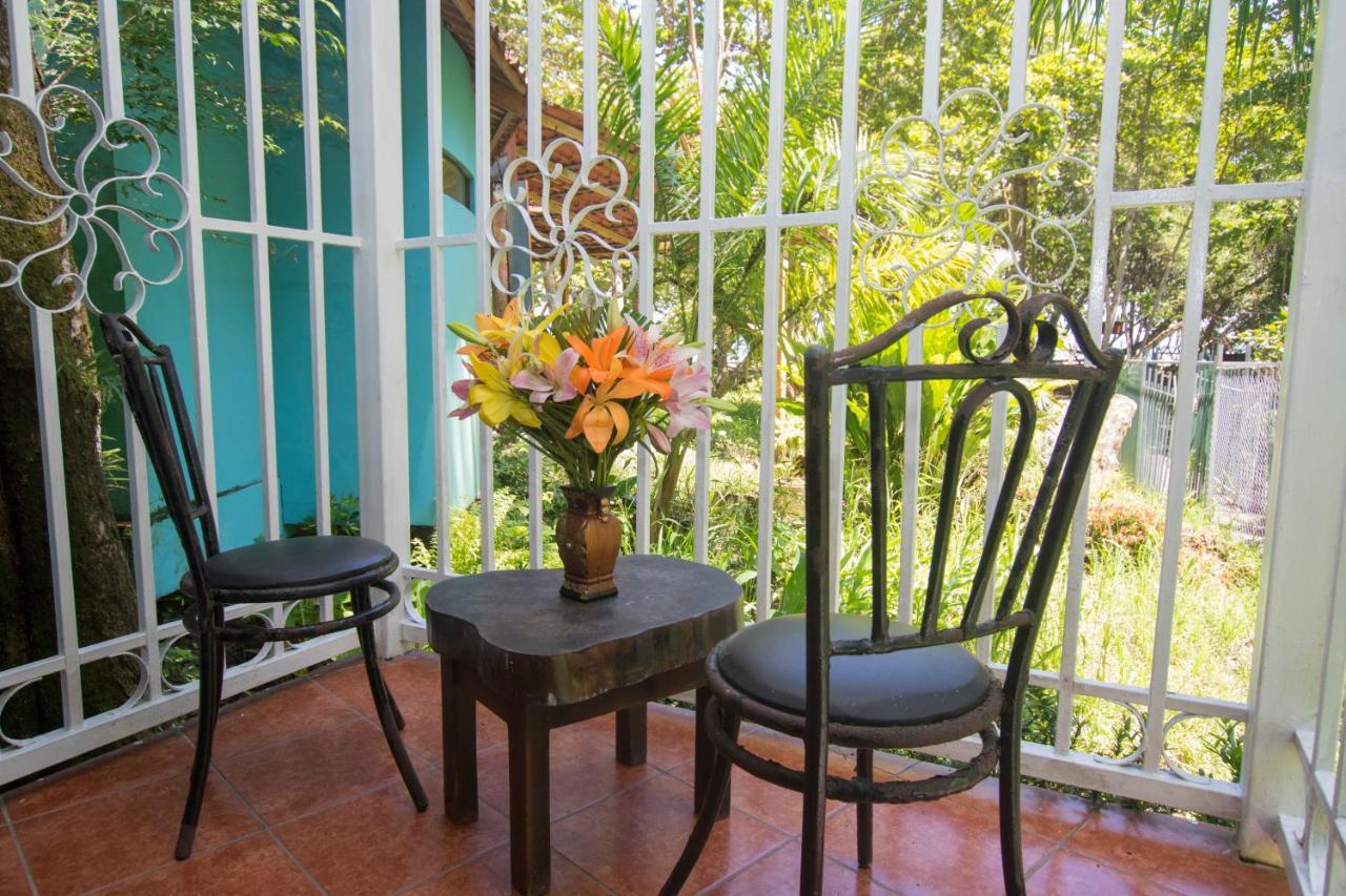 Oceanfront Hotel Verde Mar Direct Access To The Beach Manuel Antonio Bagian luar foto