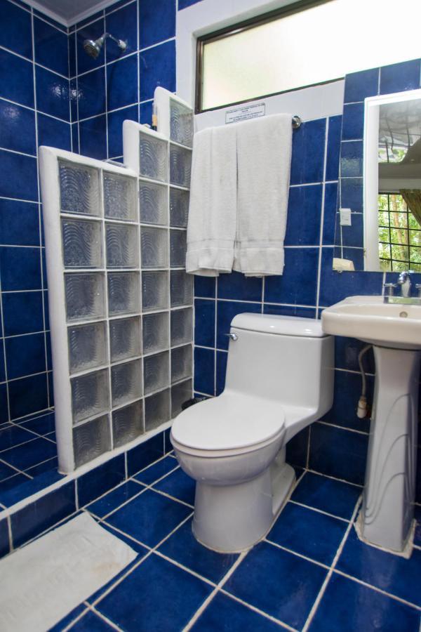 Oceanfront Hotel Verde Mar Direct Access To The Beach Manuel Antonio Bagian luar foto